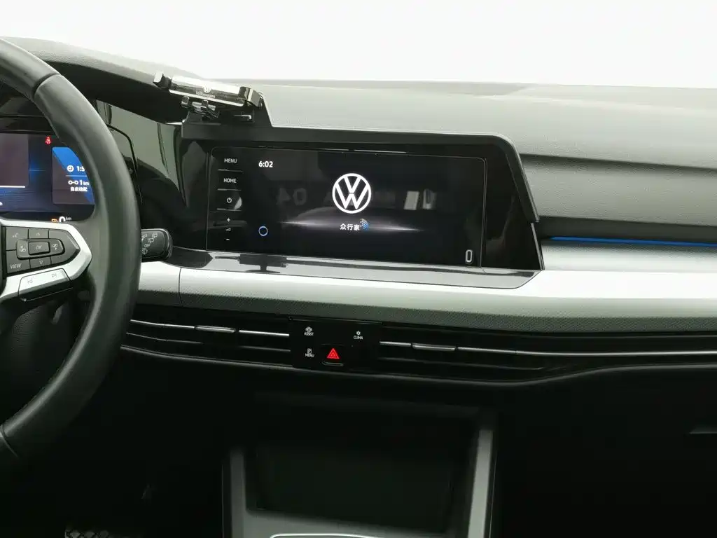 Volkswagen Golf — миниатюра 12