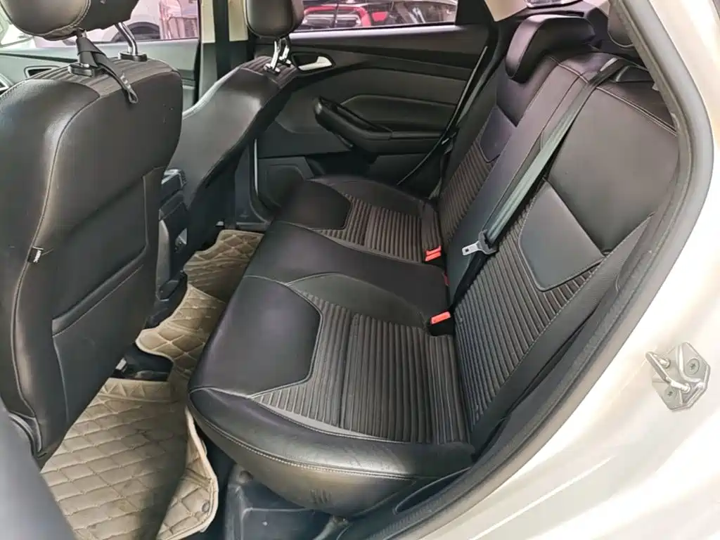 Ford Focus — миниатюра 17