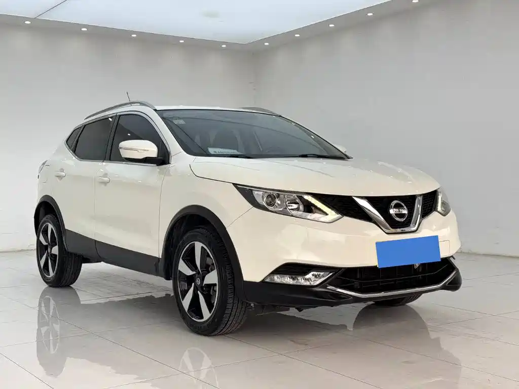 Nissan Qashqai — миниатюра 3