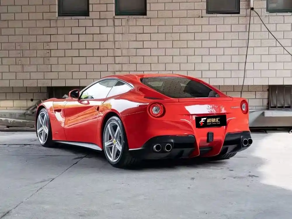 Ferrari F12berlinetta — миниатюра 2