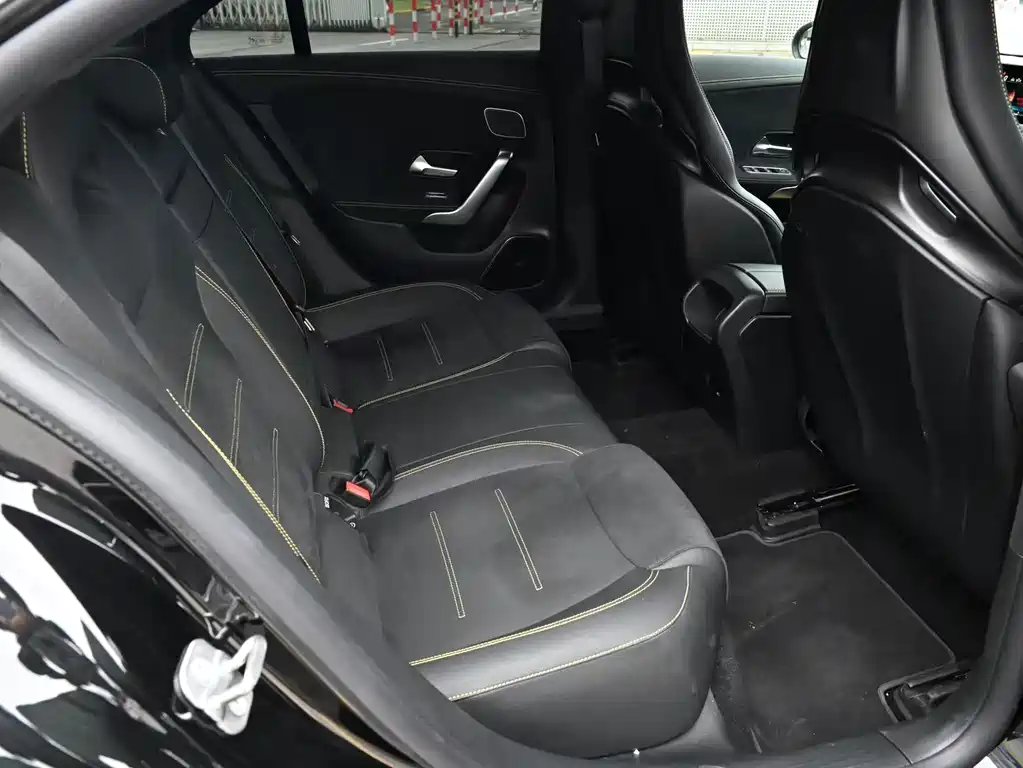 Mercedes-Benz CLA AMG — миниатюра 11