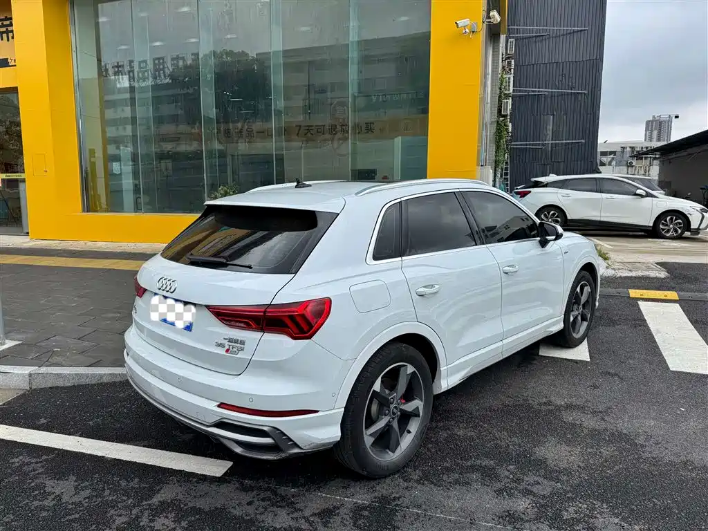 Audi Q3 2022 35 TFSI Fashion