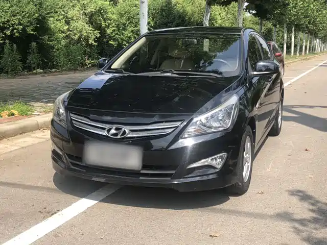 Hyundai Verna