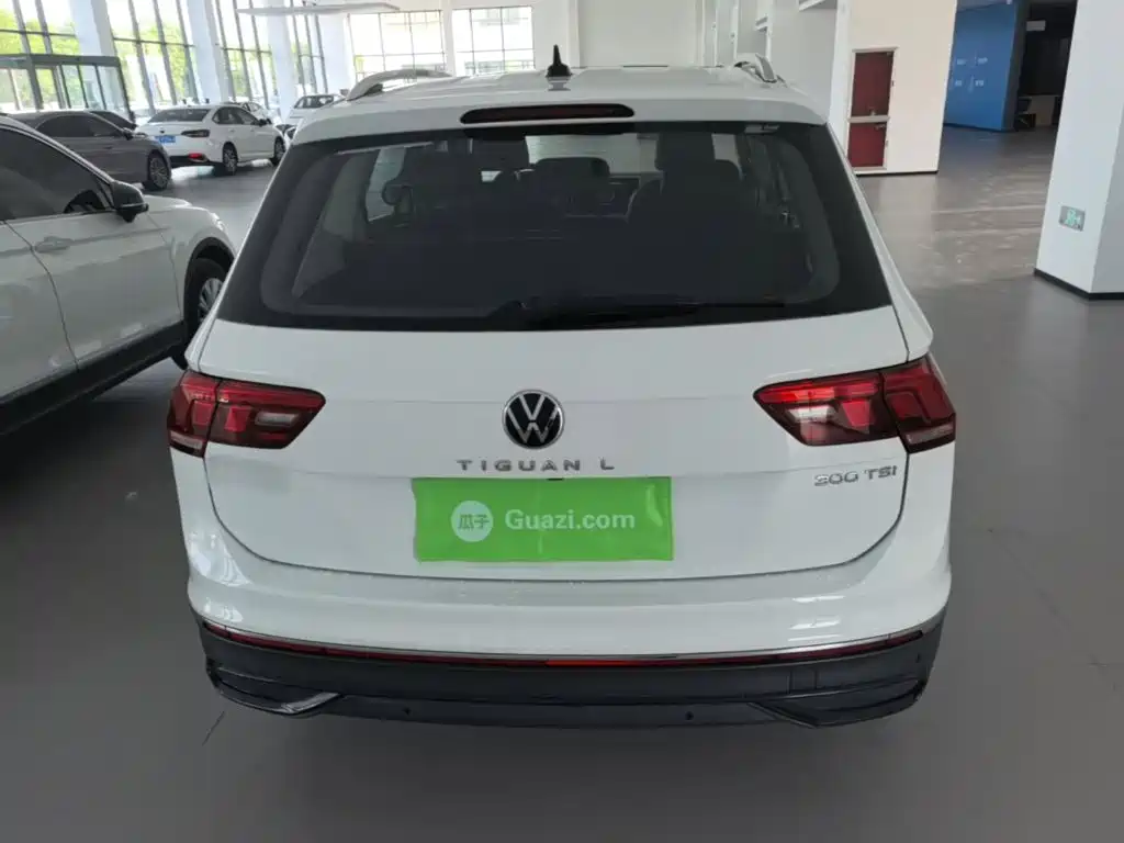 Volkswagen Tiguan L — миниатюра 6