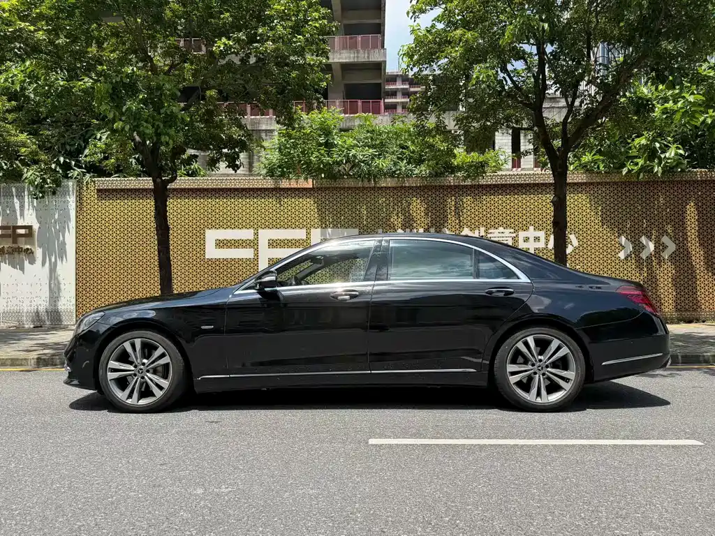 Mercedes-Benz S-Class — миниатюра 3