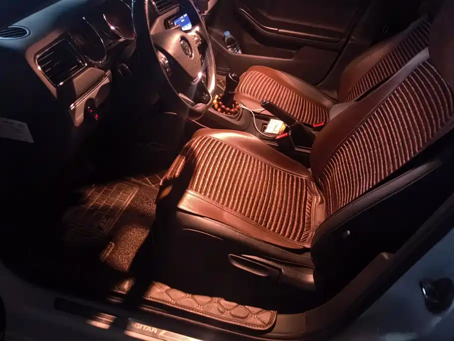 Volkswagen Sagitar — миниатюра 9