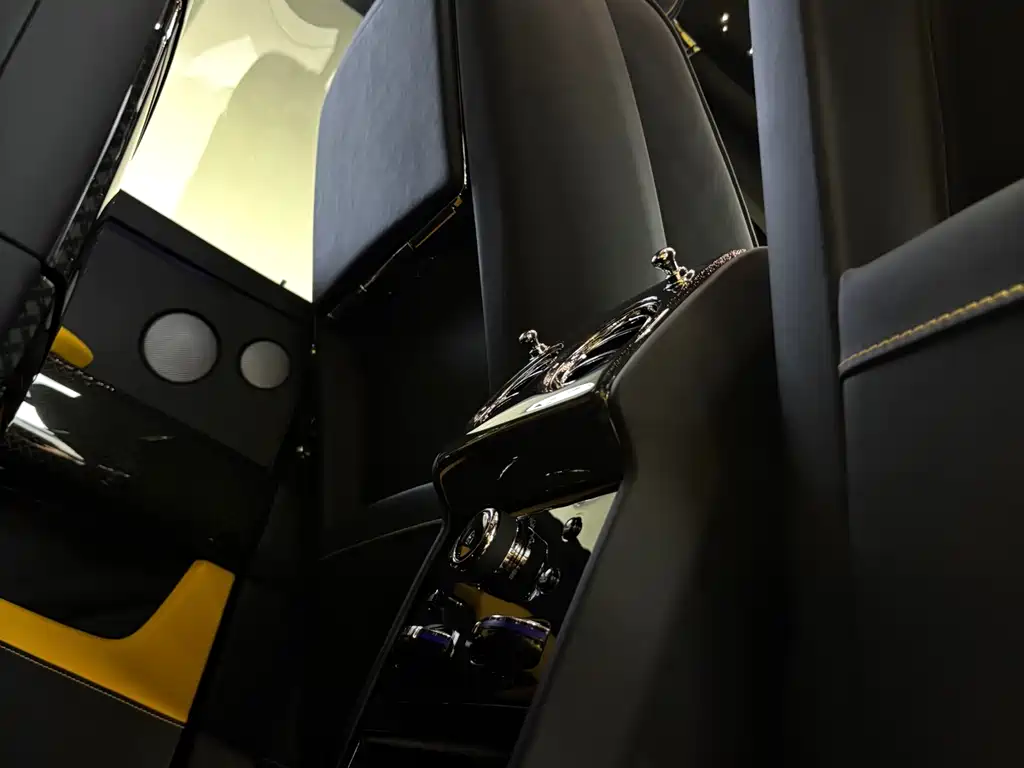 Rolls-Royce Cullinan 2025 Black Badge