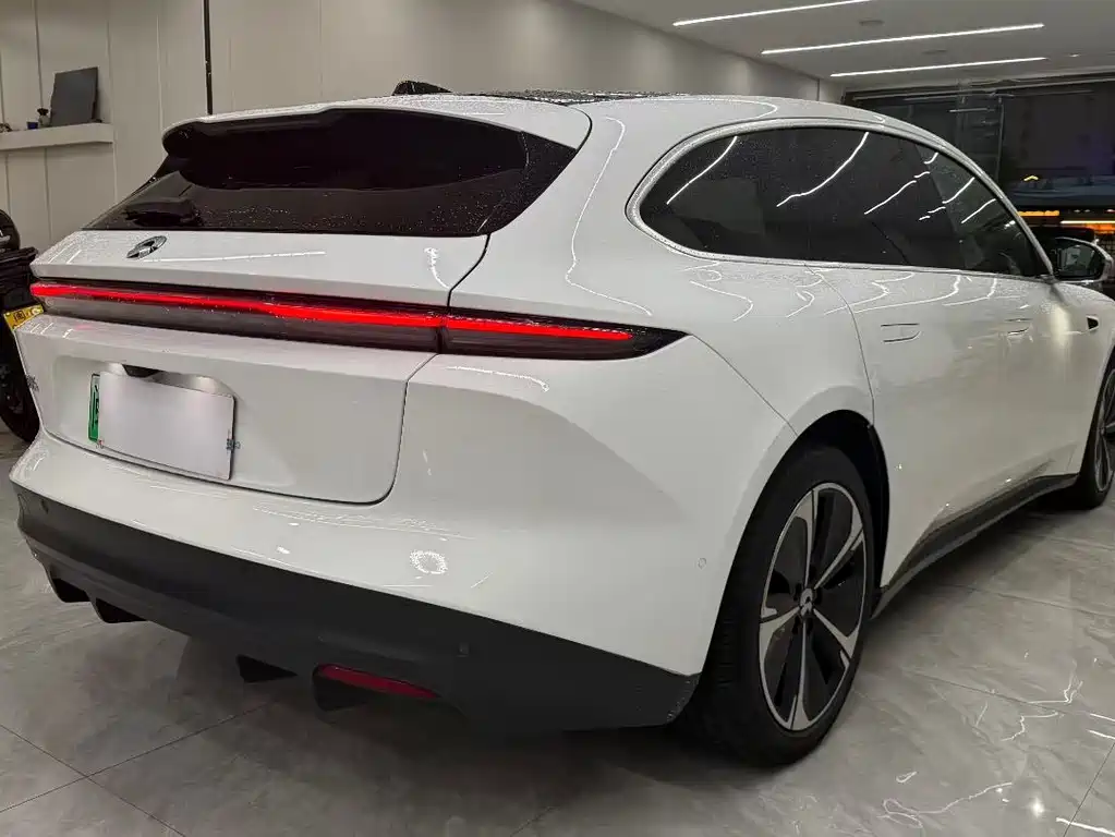 NIO ET5T — миниатюра 3