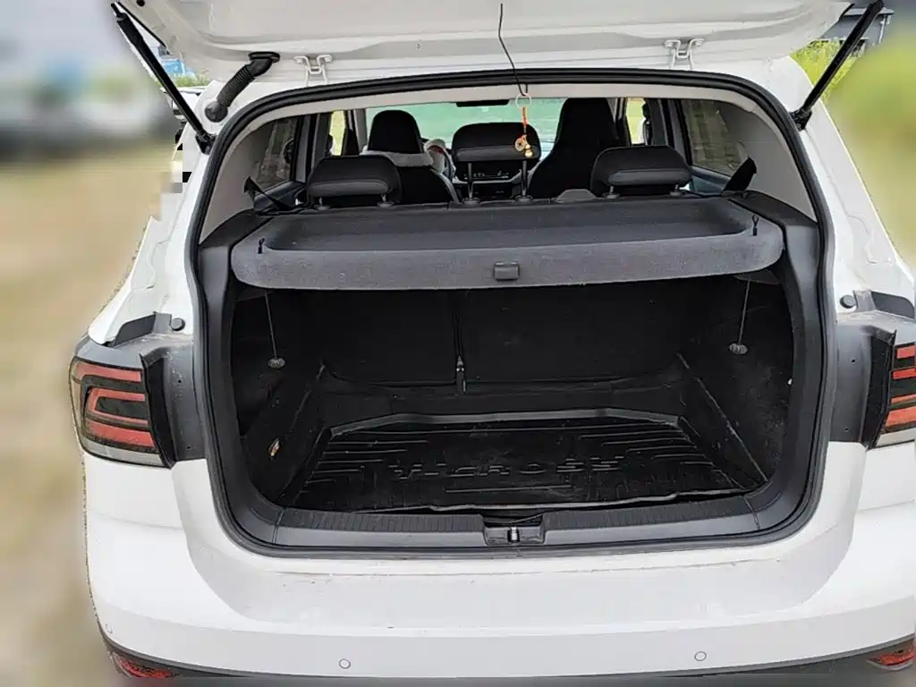 Volkswagen T-Cross — миниатюра 24