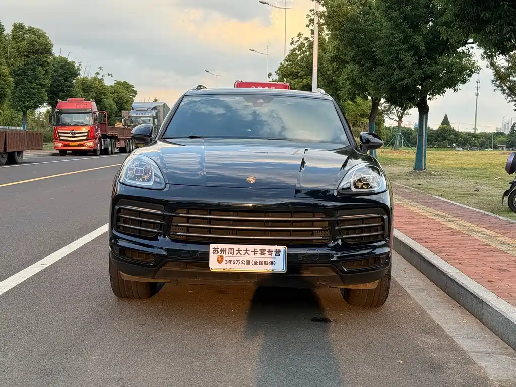 Porsche Cayenne — миниатюра 2
