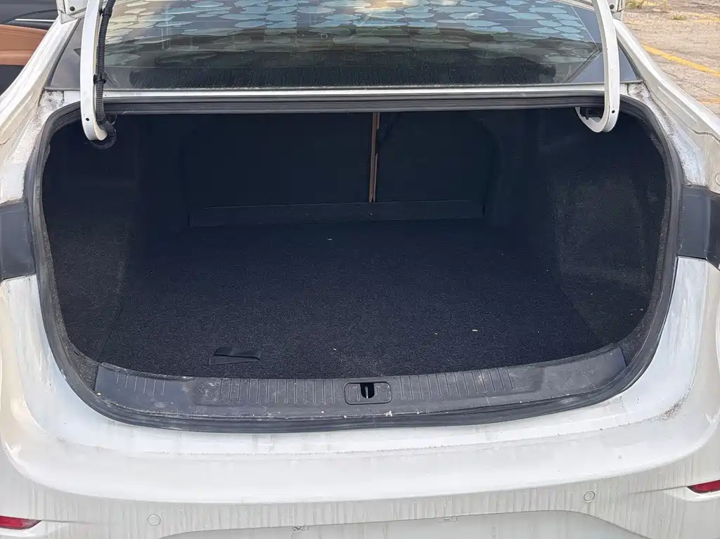 Buick Excelle — миниатюра 14