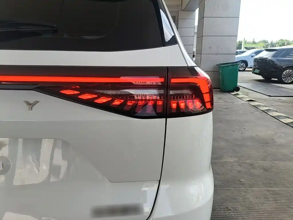 Chery Tiggo 8 PRO — миниатюра 8
