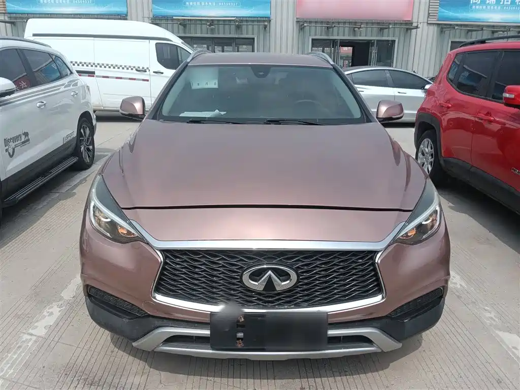 Infiniti QX30 2017 1.6T Fashion