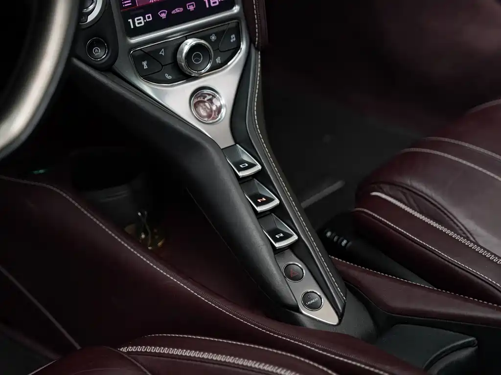 McLaren 720S — миниатюра 14