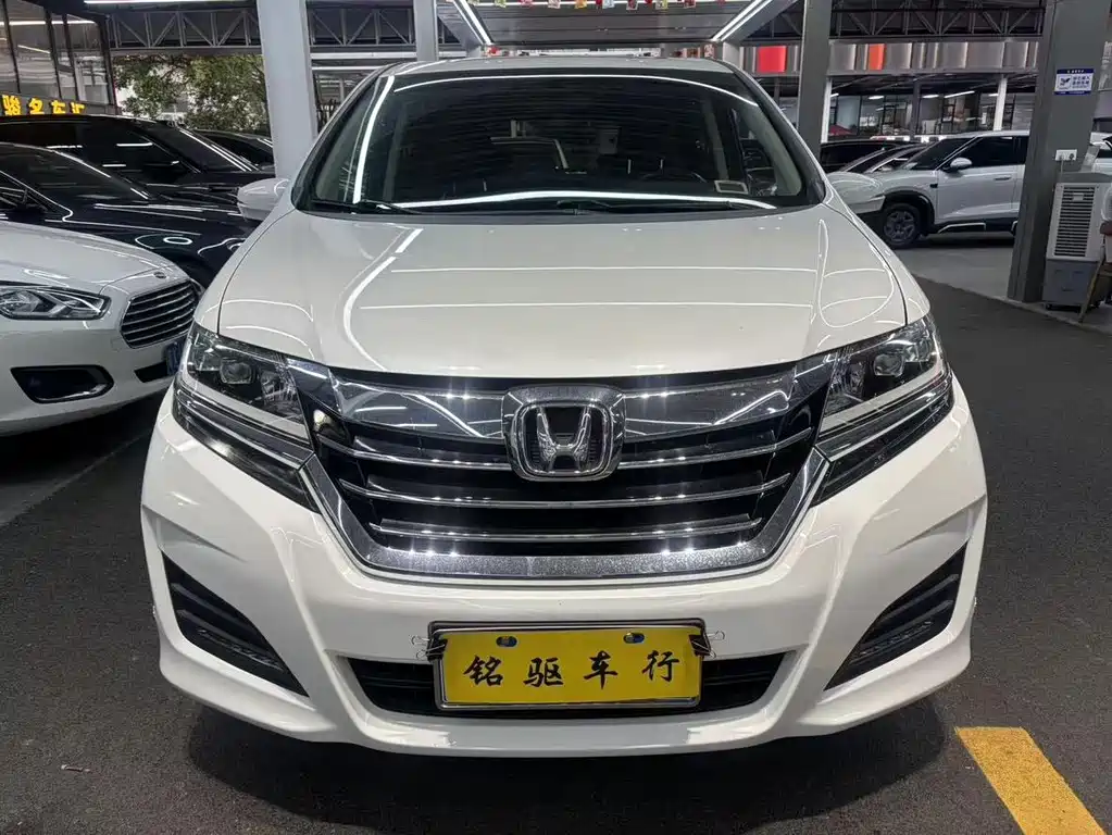 Honda Elysion — миниатюра 2