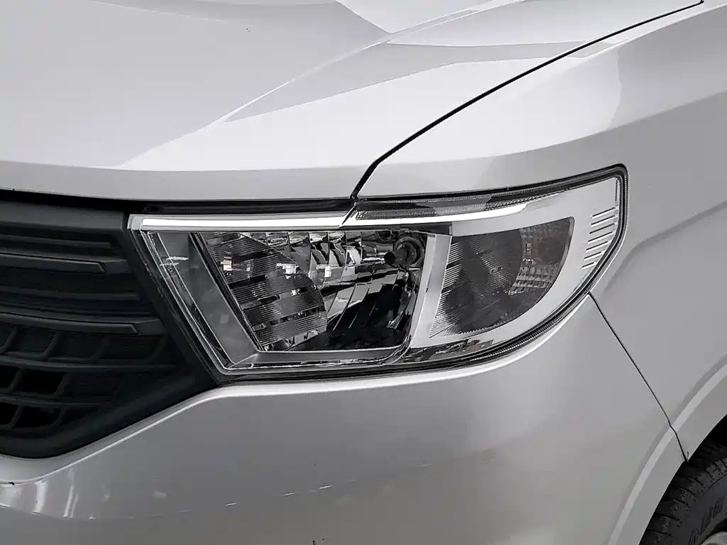 Wuling Hongguang V — миниатюра 7