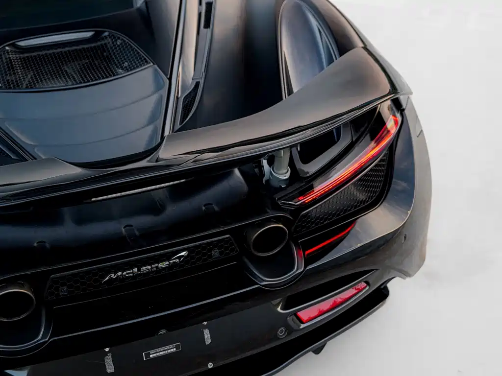 McLaren 720S — миниатюра 7