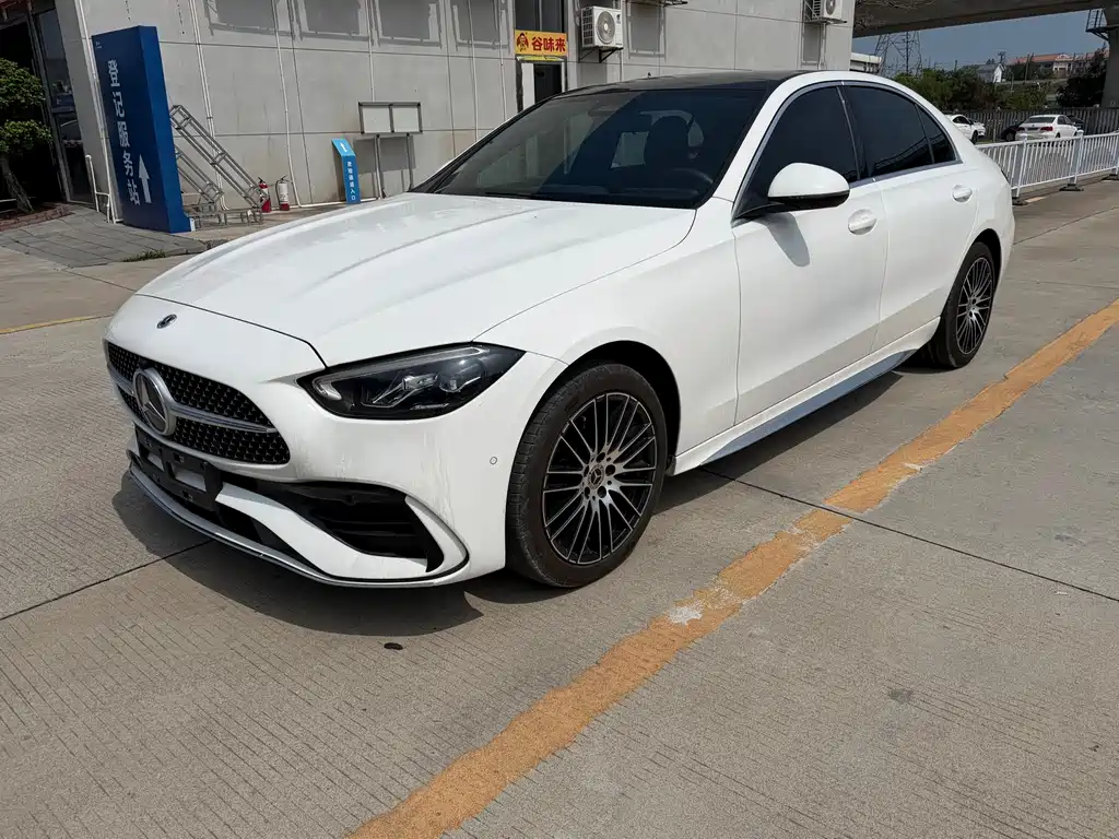 Mercedes-Benz C-Class 2022