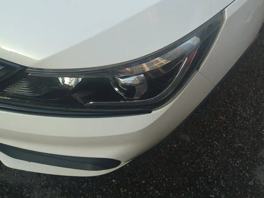 Baojun 310W — миниатюра 5