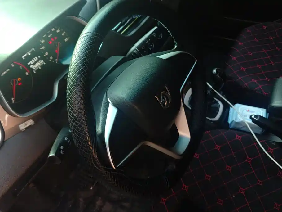 Baojun 310W — миниатюра 15