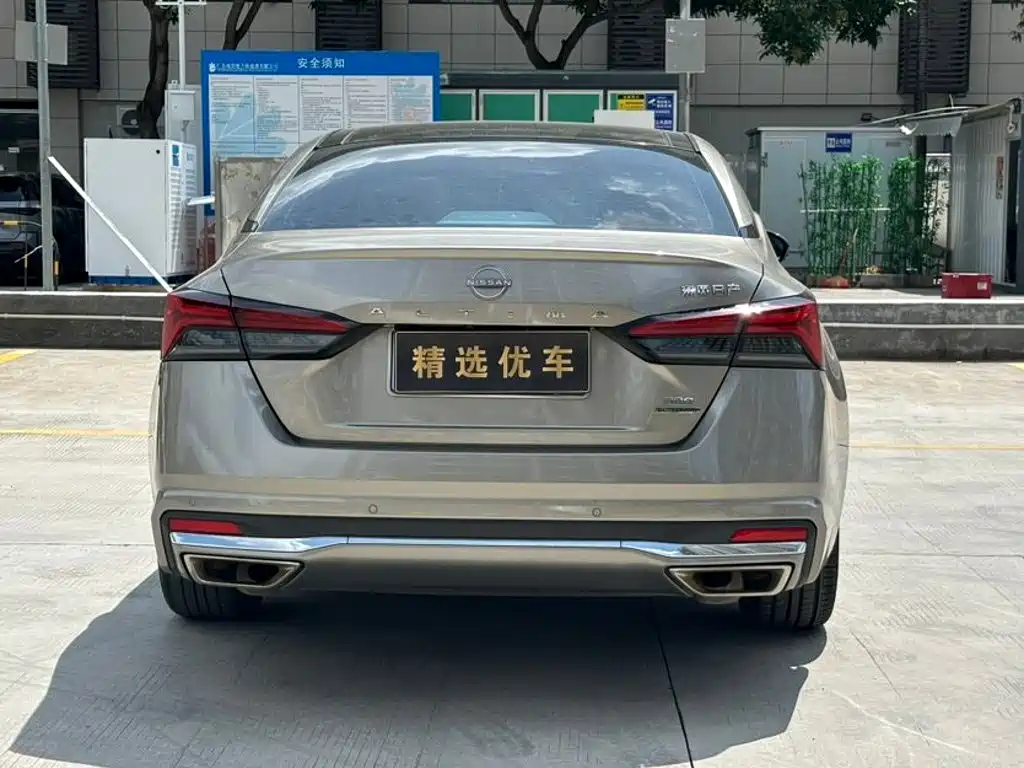 Nissan Teana — миниатюра 5