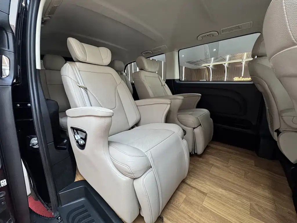 Mercedes-Benz Vito — миниатюра 11