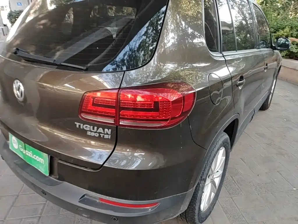 Volkswagen Tiguan — миниатюра 8