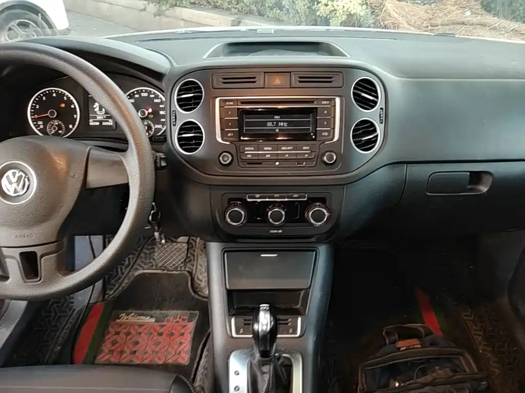 Volkswagen Tiguan — миниатюра 13