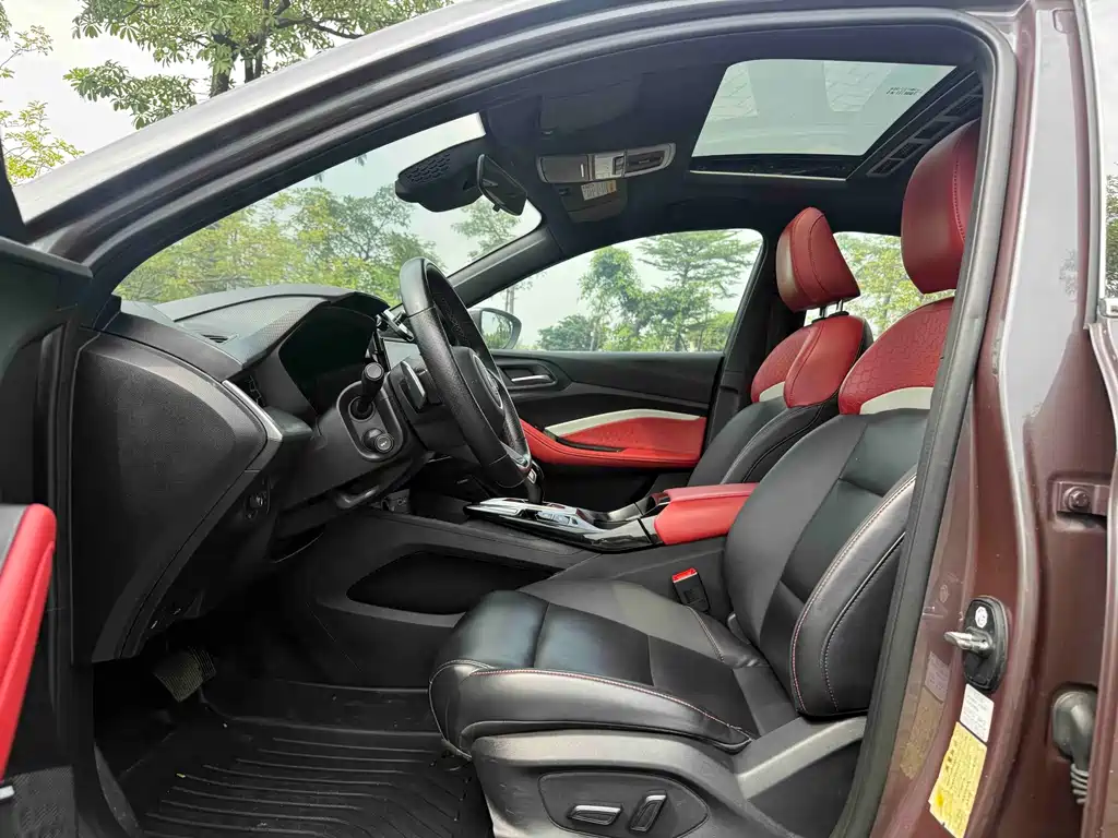MG MG5 — миниатюра 4