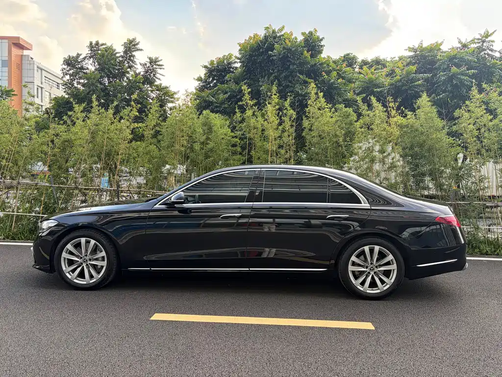 Mercedes-Benz S-Class — миниатюра 5