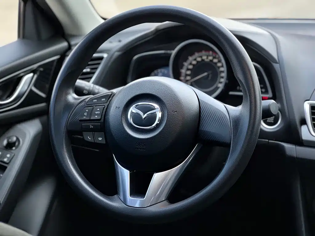 Mazda 3 Axela — миниатюра 12