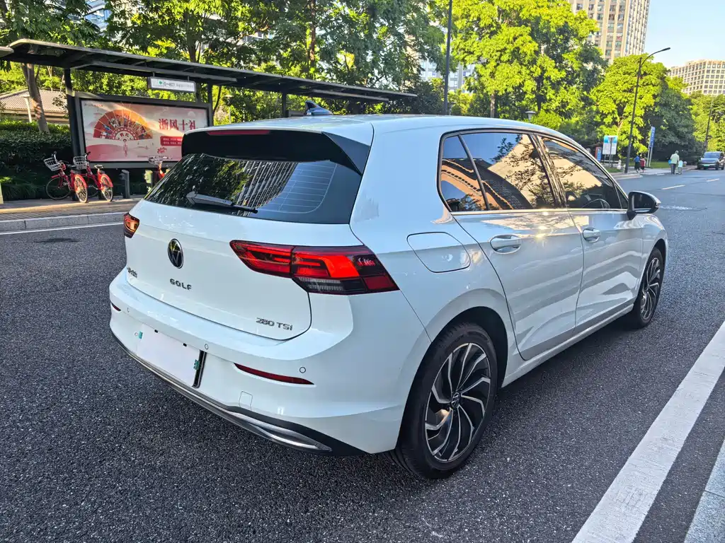Volkswagen Golf — миниатюра 5