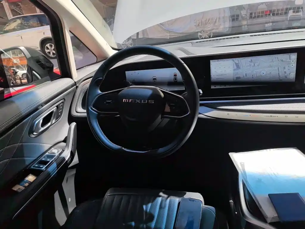 MAXUS G90 — миниатюра 11