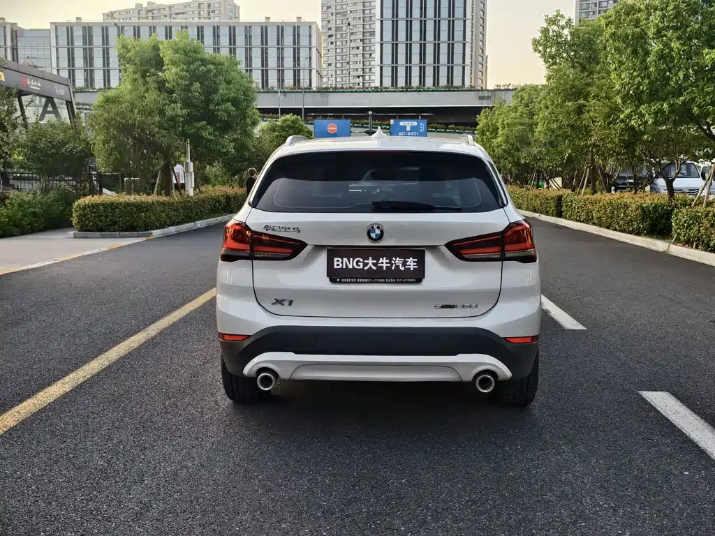 BMW X1 — миниатюра 5
