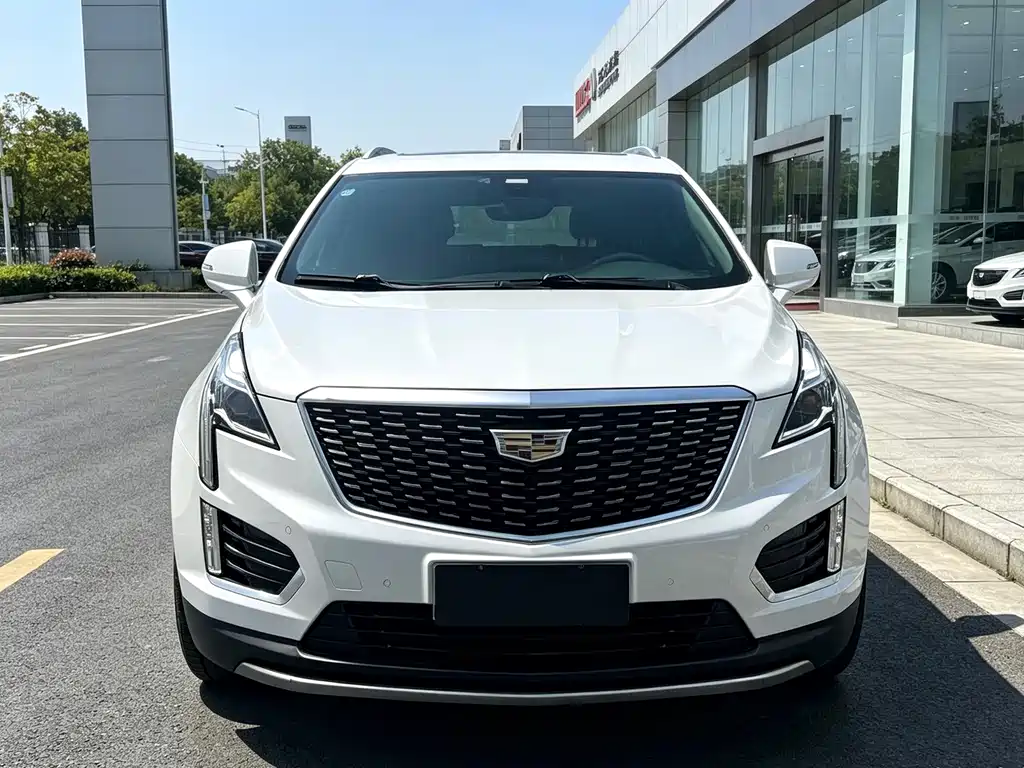 Cadillac XT5 — миниатюра 3