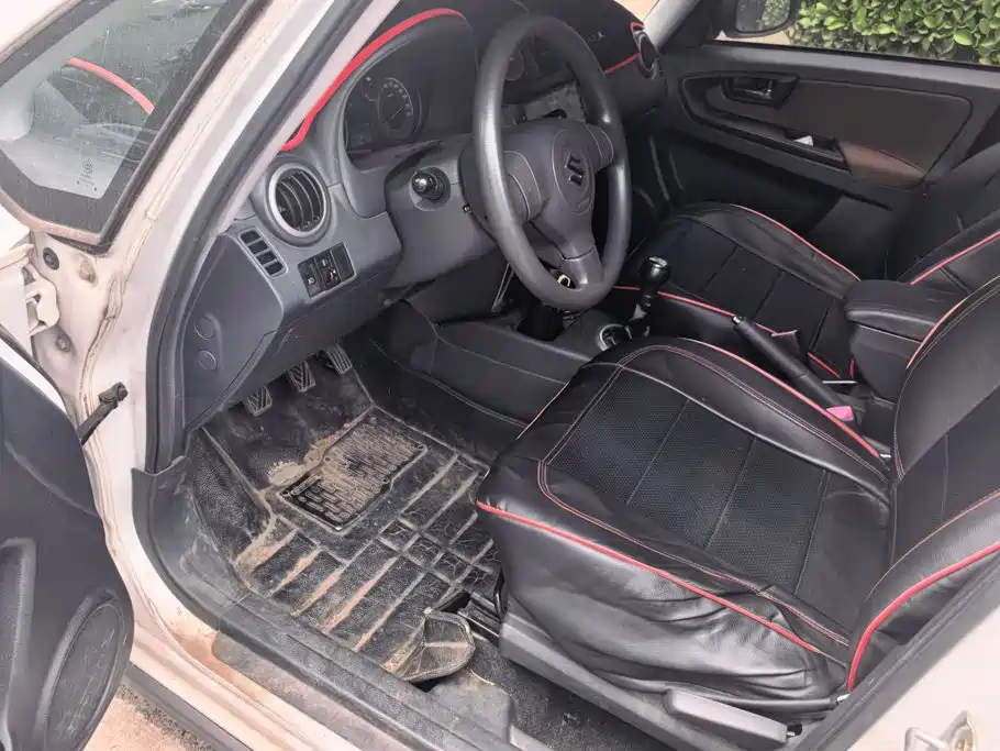 Suzuki SX4 — миниатюра 9