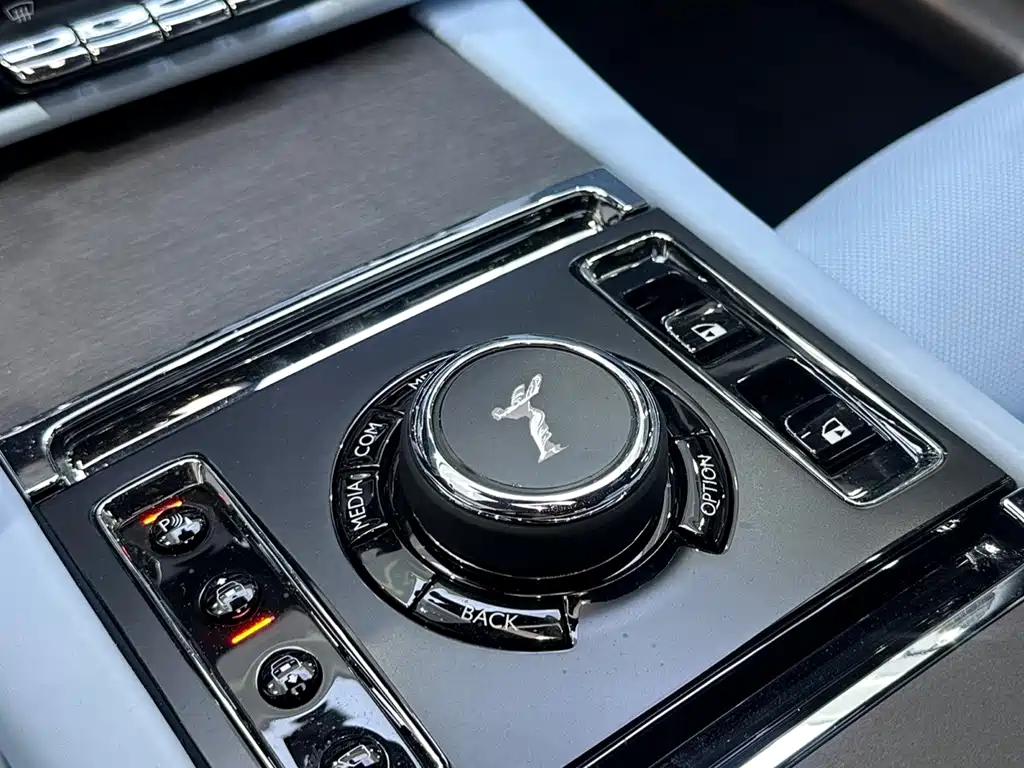 Rolls-Royce Ghost — миниатюра 21
