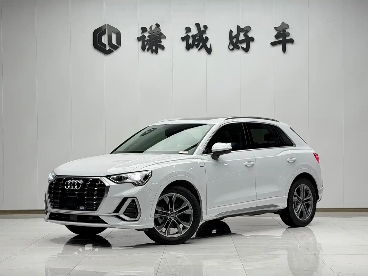 奥迪Q3 2021款 40 TFSI 时尚动感型 2021
