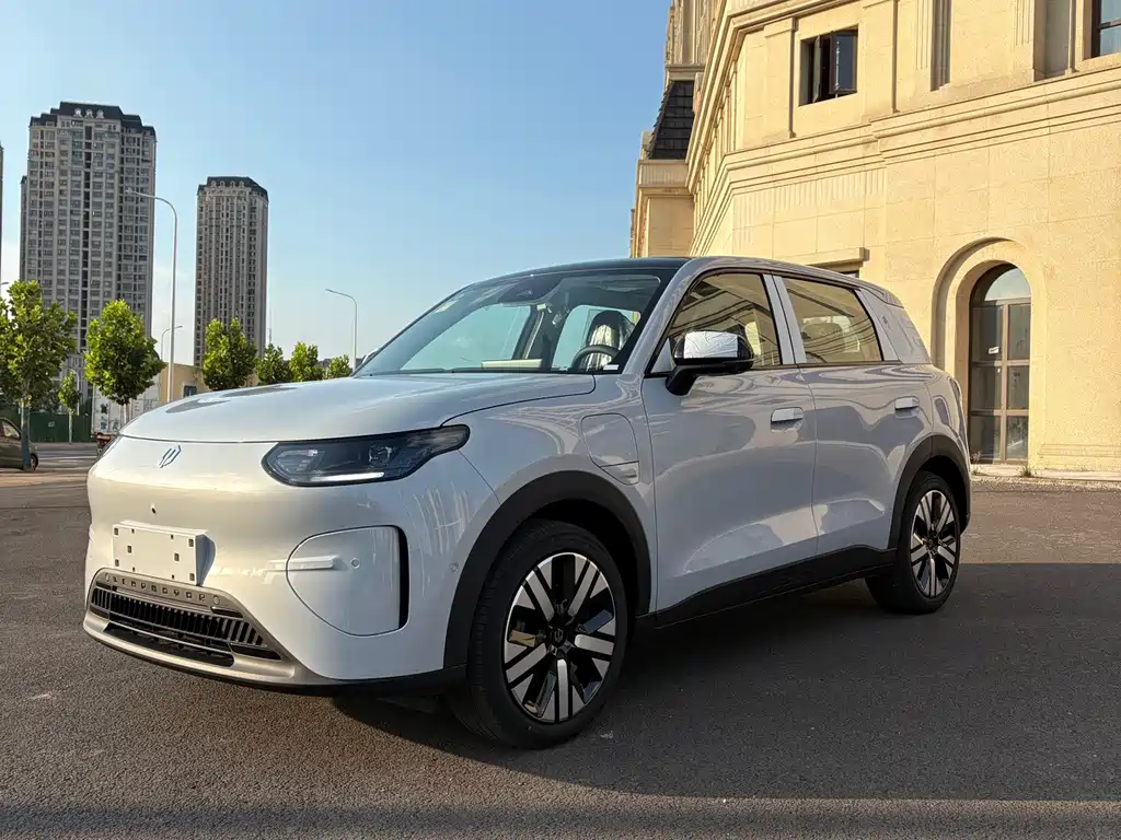 Leapmotor 零跑A10