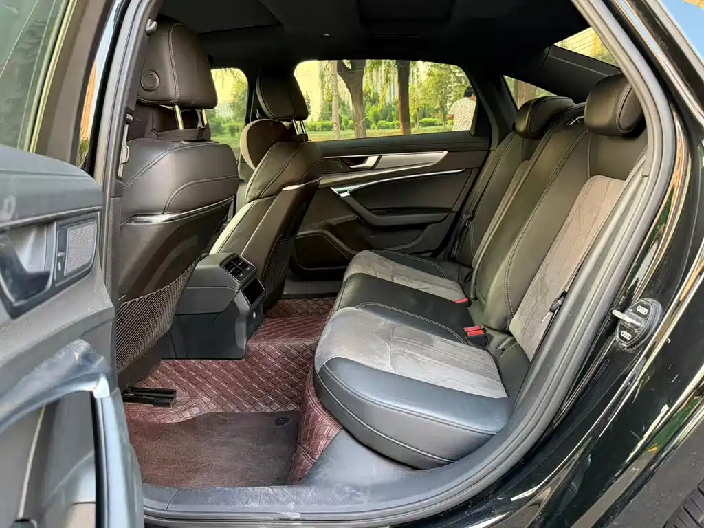 Audi A6L New Energy — миниатюра 5