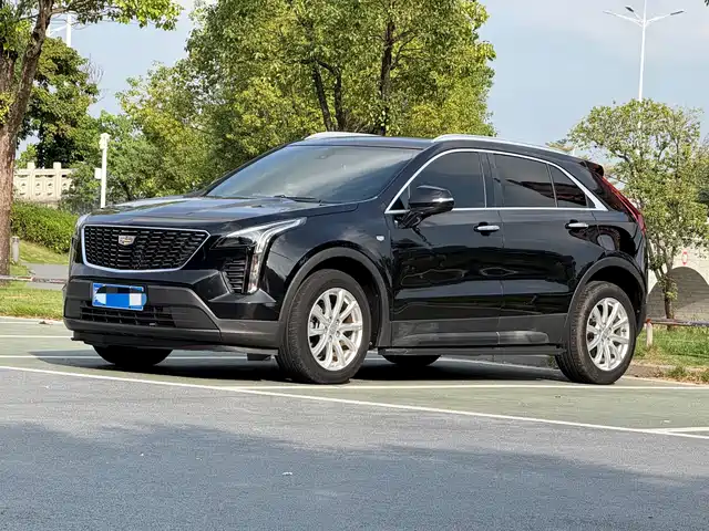 cadillac xt4