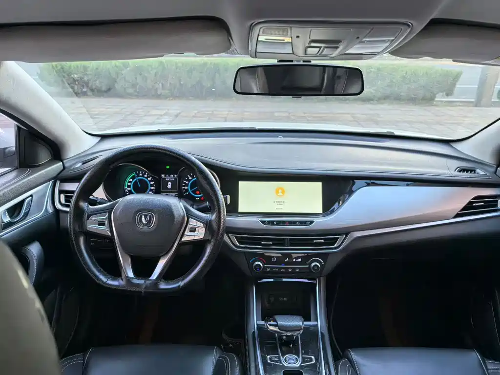 Changan Eado New Energy — миниатюра 6