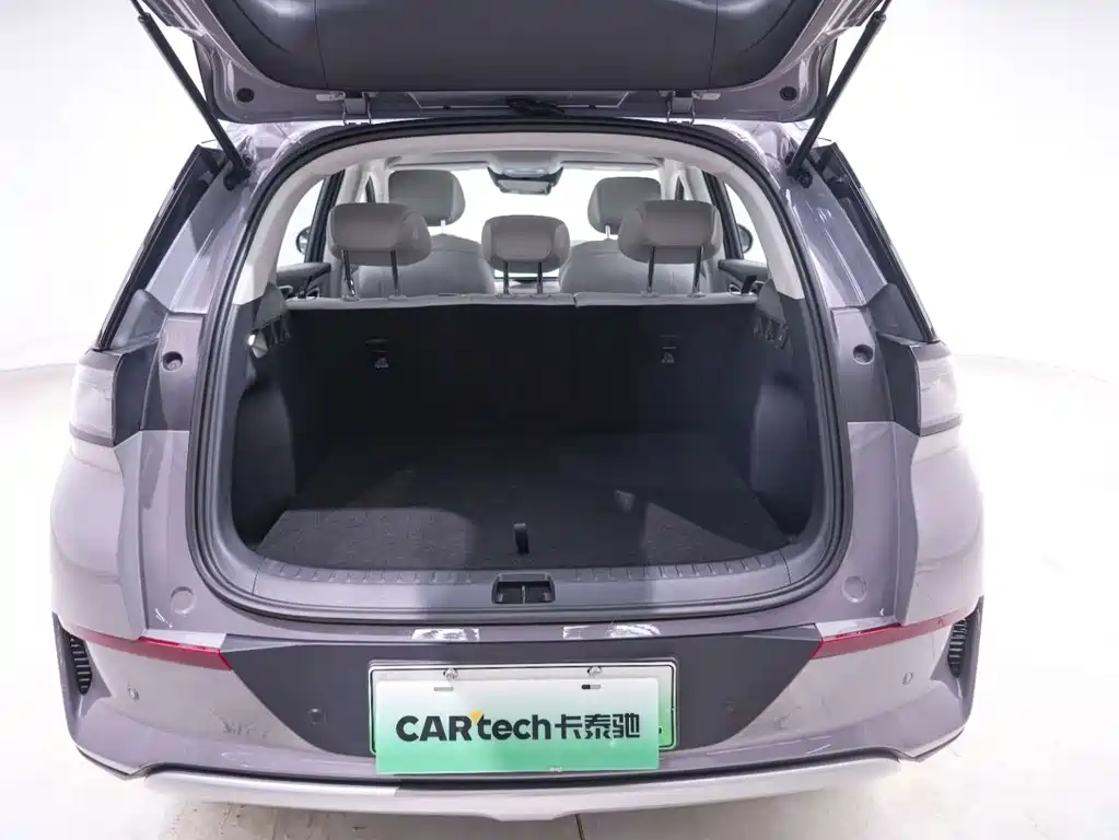 BYD Sealion 05 EV — миниатюра 22