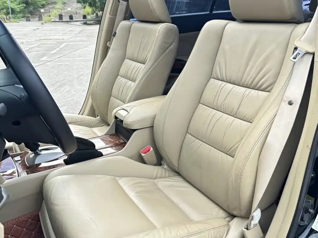 Honda Accord — миниатюра 8
