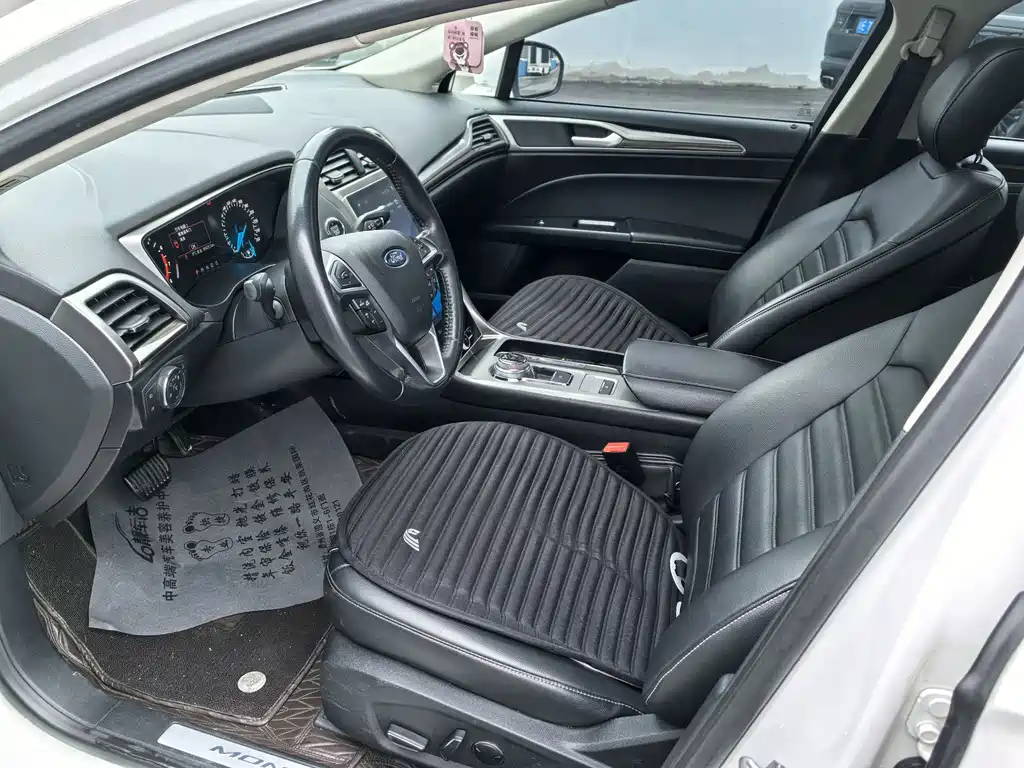 Ford Mondeo - фото 8