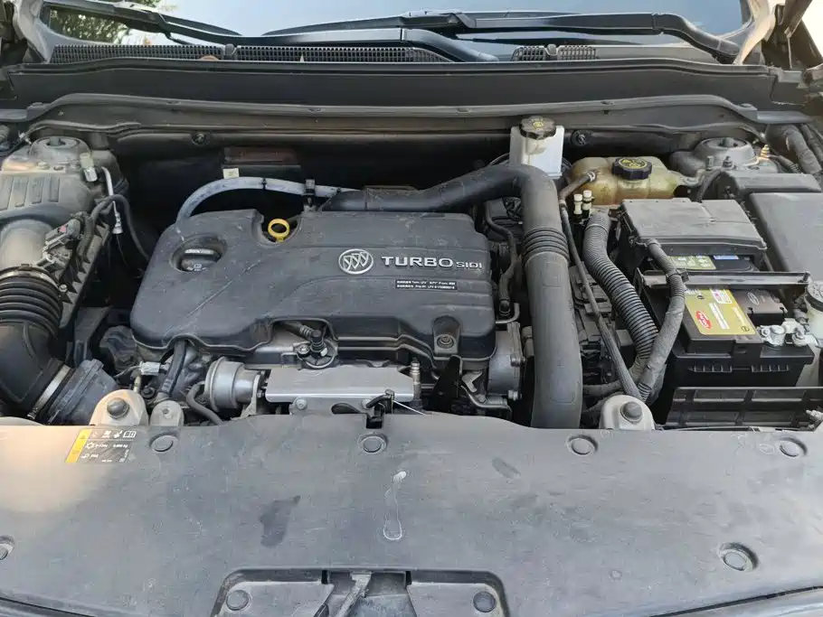 Buick Envision Plus — миниатюра 10