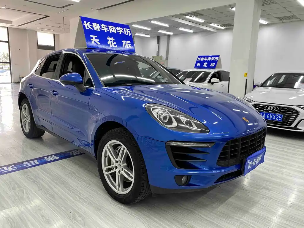 Porsche Macan — миниатюра 3