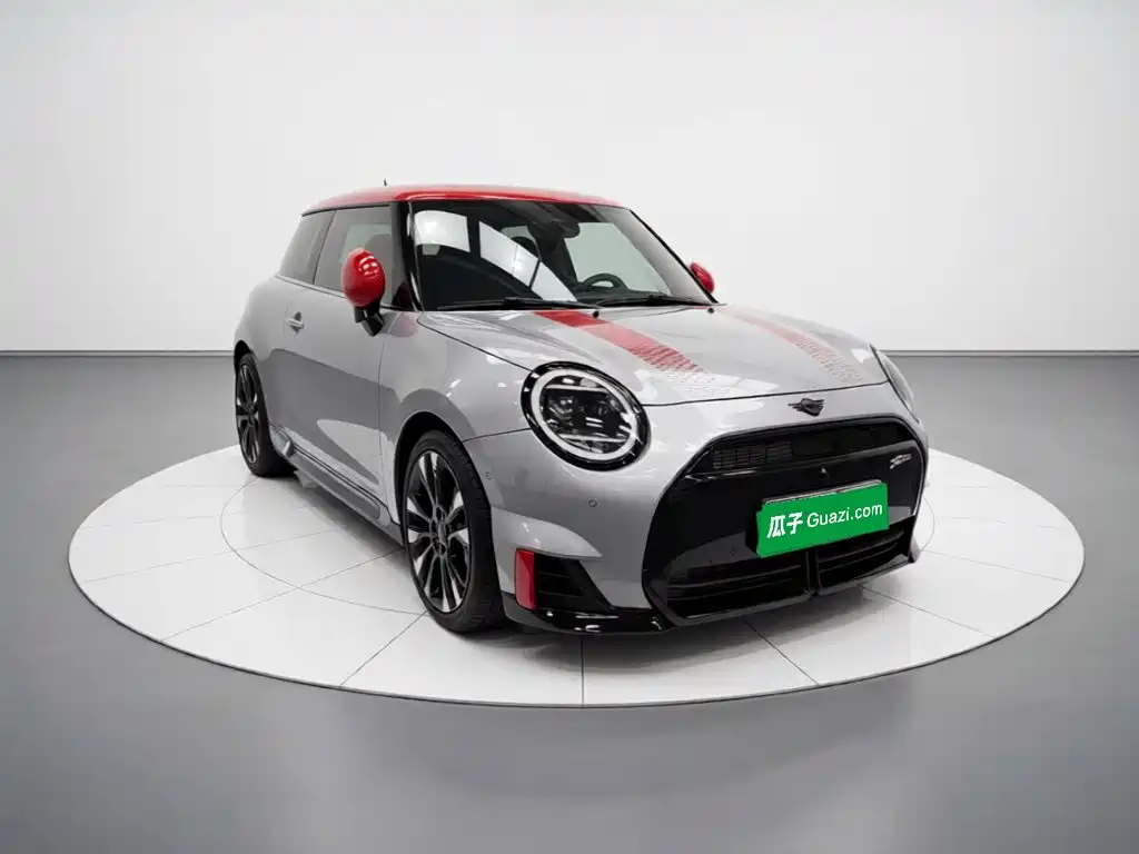 MINI MINI JCW EV — миниатюра 3