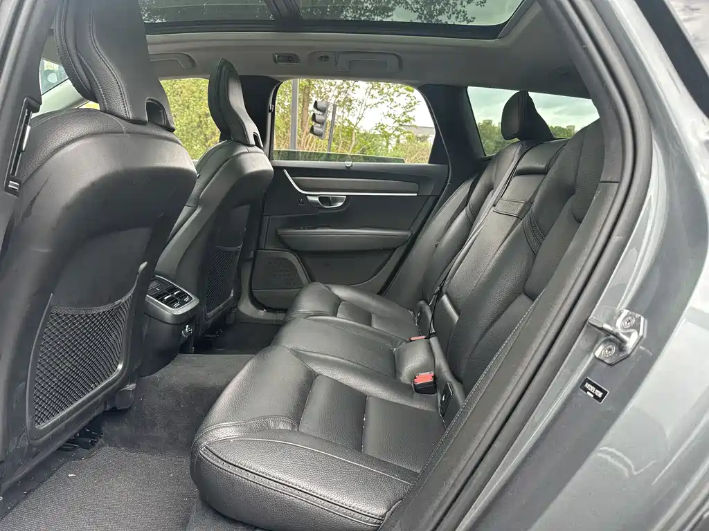 Volvo V90 — миниатюра 9