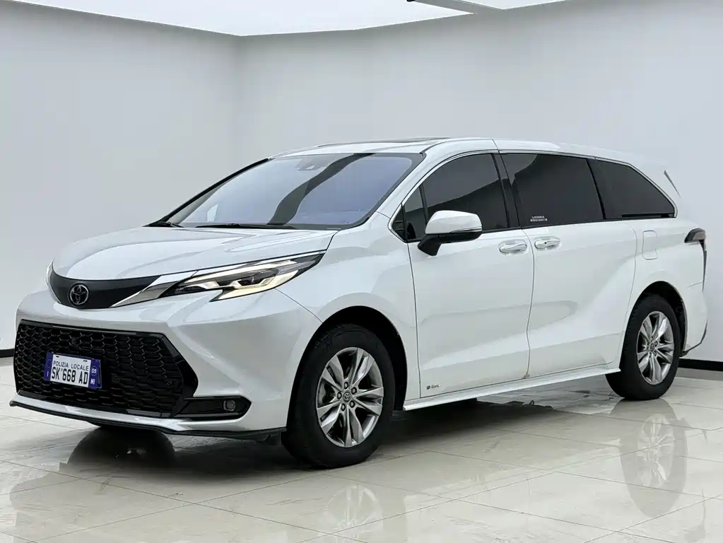Toyota Sienna 2024